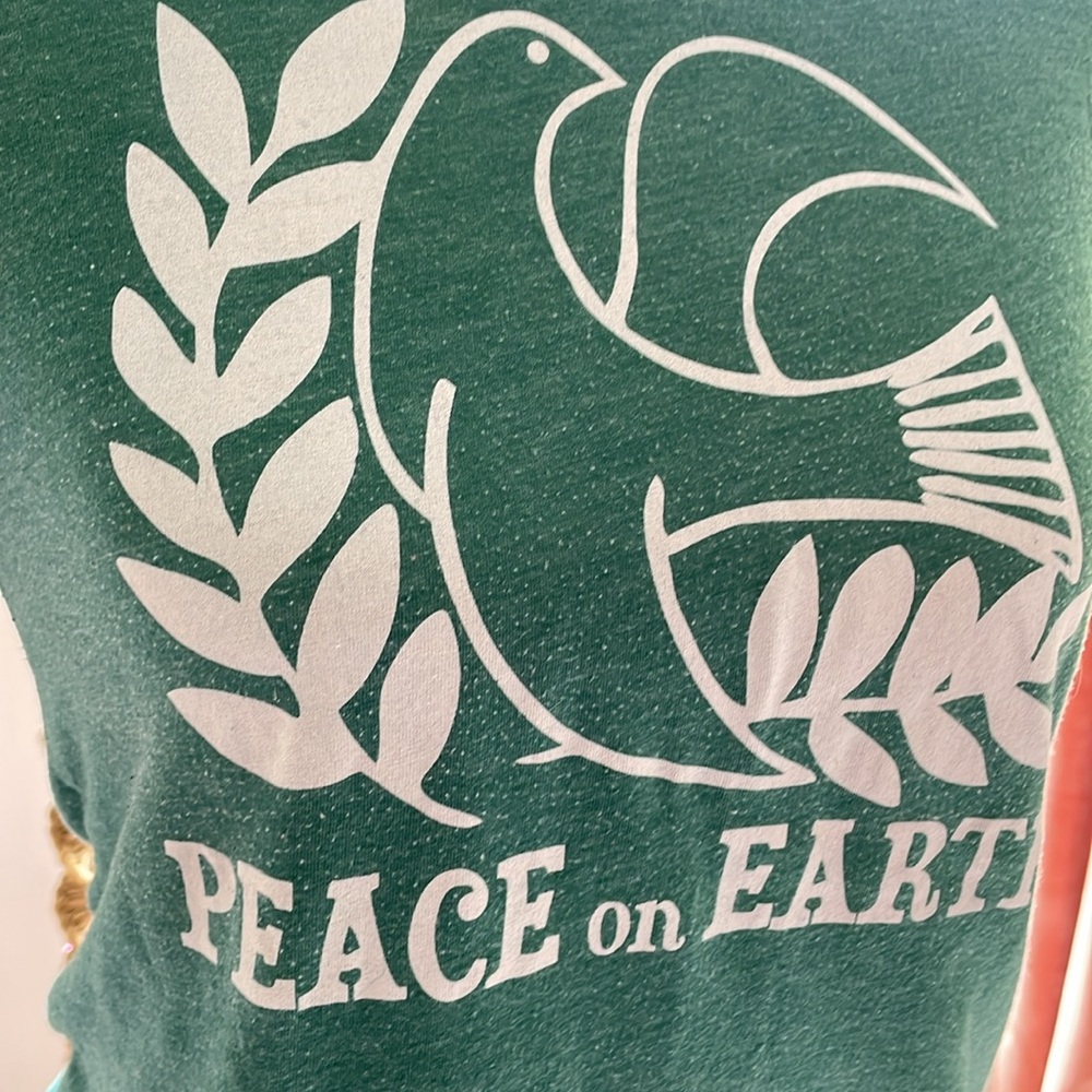 Peace on earth shirt - Picture 4 of 8